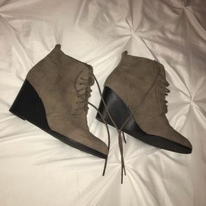 New wedges only worn once!!!